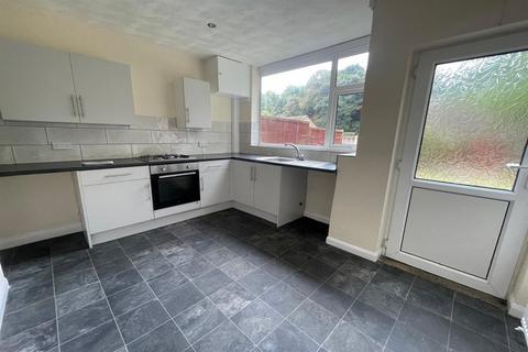 2 bedroom semi-detached house to rent, Clifton Crescent, Beeston, NG9 6DA