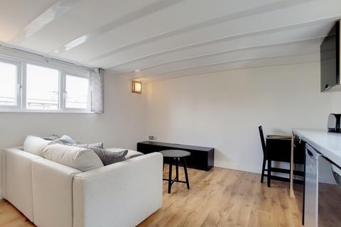 1 bedroom apartment to rent, Oyster Pier, Battersea