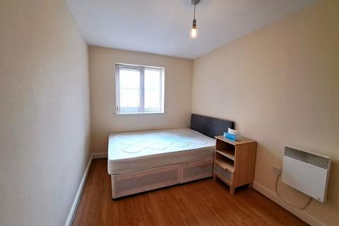 1 bedroom apartment to rent - Victoria Crescent, Eccles, Manchester, M30