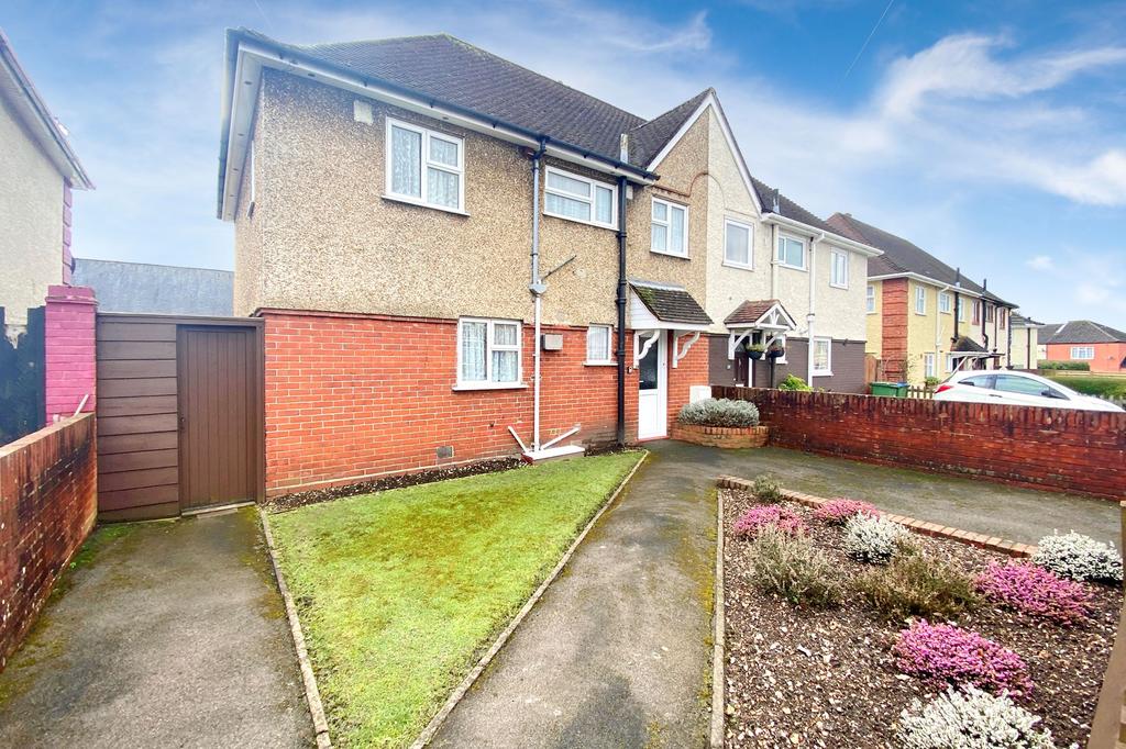 Deacon Road, Southampton, Hampshire, SO19 7PX 3 bed semidetached house