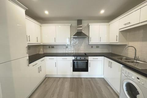 2 bedroom apartment to rent, Parkhouse Court, Hatfield AL10
