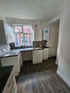 2 bedroom flat to rent, Guelder Road, Newcastle NE7