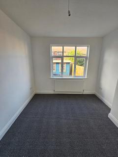 2 bedroom flat to rent, Guelder Road, Newcastle NE7