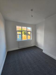 2 bedroom flat to rent, Guelder Road, Newcastle NE7