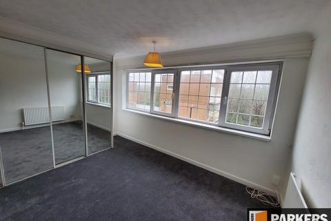 3 bedroom terraced house to rent, Brook Valley, Maybush