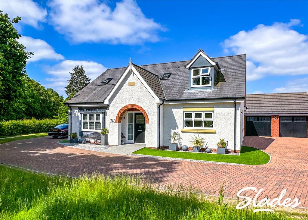 Marryat Way, Bransgore, Christchurch, Dorset, BH23 4 bed detached house