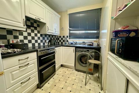 1 bedroom flat to rent, Stoneham Lane, Swaythling, Southampton, SO16