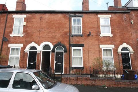 3 bedroom terraced house to rent, Holland Road, Sheffield, S2 4UT