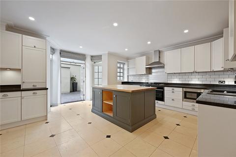 5 bedroom end of terrace house to rent, Vicarage Gardens, Kensington, London, W8