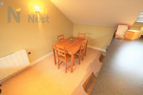 3 bedroom apartment to rent, Granby Street, Headingley, Leeds, LS6 3AZ
