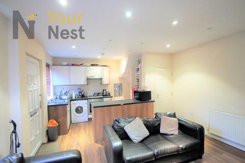 4 bedroom terraced house to rent, Granby Place, Headingley, Leeds, LS6 3BD