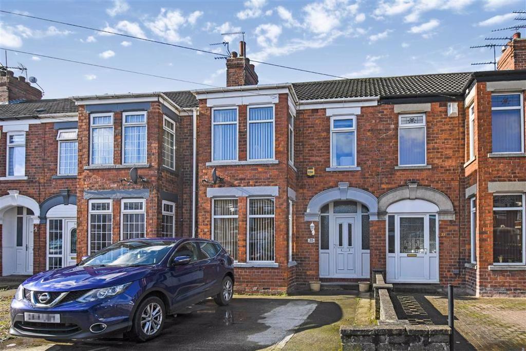 Woldcarr Road, Anlaby Road, Hull, HU3 3 bed terraced house £130,000
