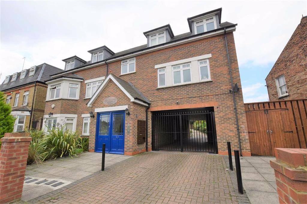 Long Lane, Finchley, London, N3 2 bed flat for sale £325,000