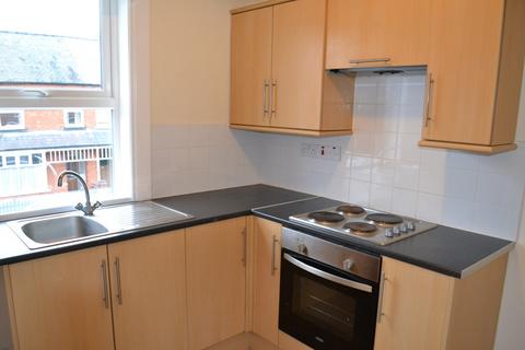 2 bedroom apartment to rent, Winchilsea Avenue, Newark