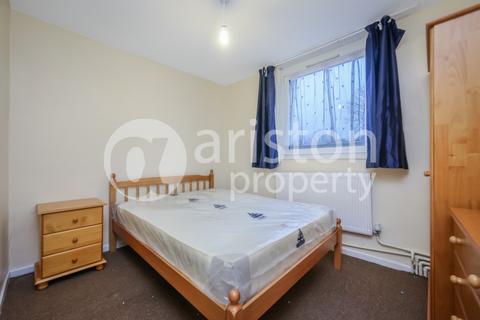 1 bedroom in a flat share to rent, Beachcroft Way, Archway