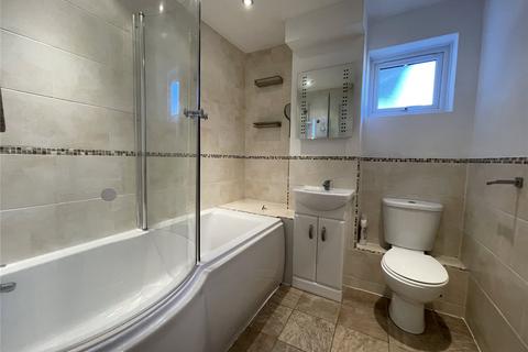 2 bedroom apartment to rent, Ffordd Garnedd, Y Felinheli, Gwynedd, LL56