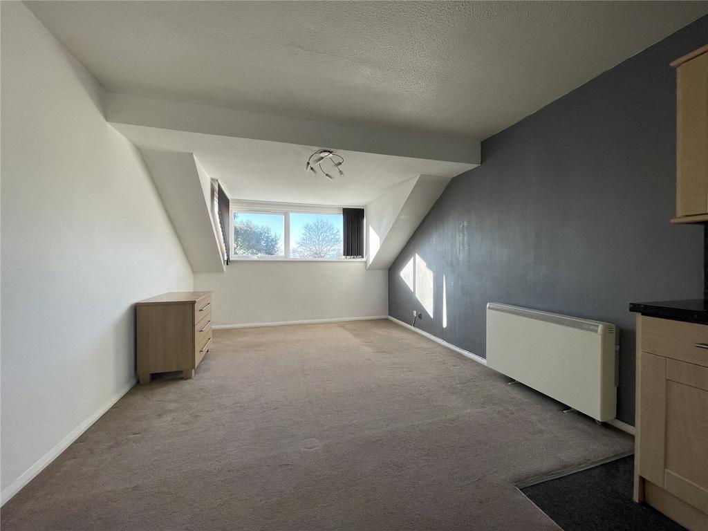Lounge / Kitchen