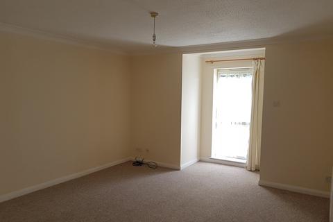 2 bedroom ground floor flat to rent, The Sycamores, Clover Court, Slade Road, Ryde PO33 1HE