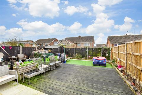 14 Rowan Close, Sturry, Canterbury, CT2 0JB