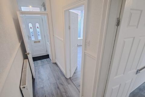 undefined, 3 Bed house in Chapel Avenue, L9