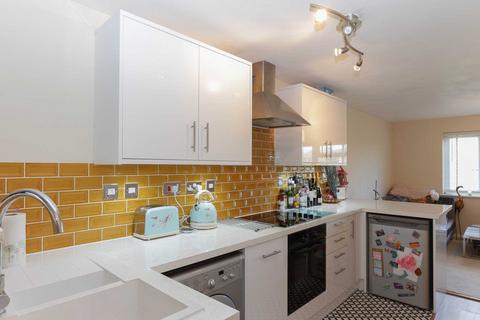 1 bedroom apartment to rent, Mongewell Court, Wallingford OX10