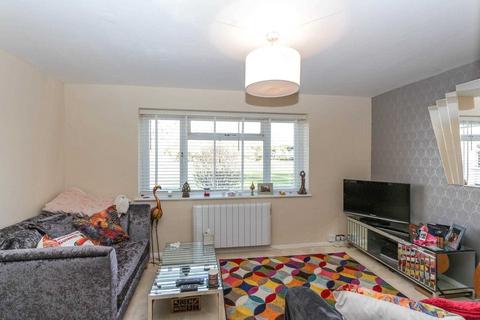 1 bedroom apartment to rent, Mongewell Court, Wallingford OX10