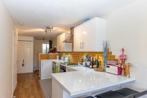 1 bedroom apartment to rent, Mongewell Court, Wallingford OX10