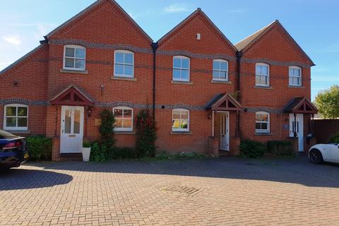 2 bedroom semi-detached house to rent, Lovely spacious - 2 Bed Botley