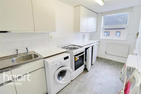 1 bedroom flat to rent, Barberry Close - Harold Hill - RM3