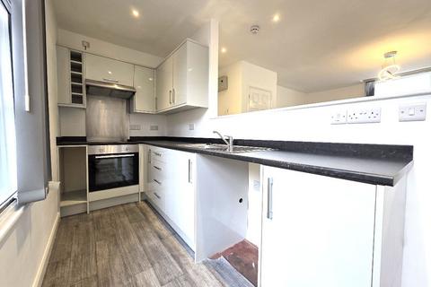2 bedroom apartment to rent, Apartment 2 Aubrey House