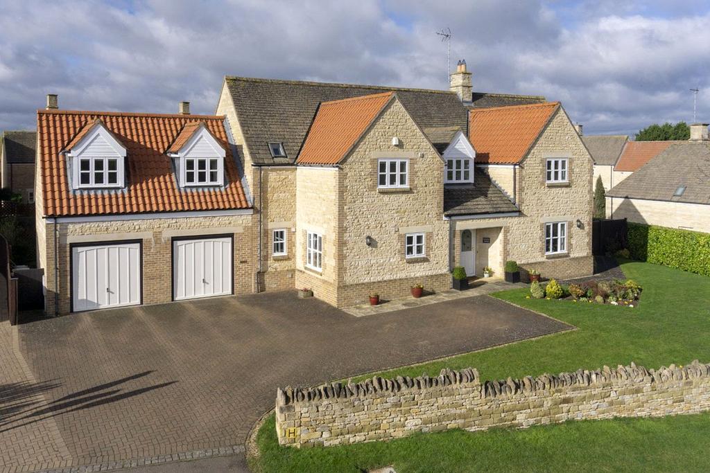 Hemington Road, Polebrook, Peterborough, PE8 5 bed detached house for