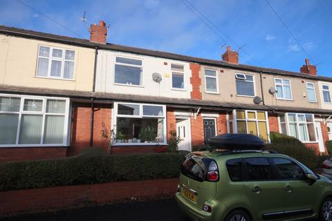 3 bedroom terraced house to rent, Meath Road, Preston PR1