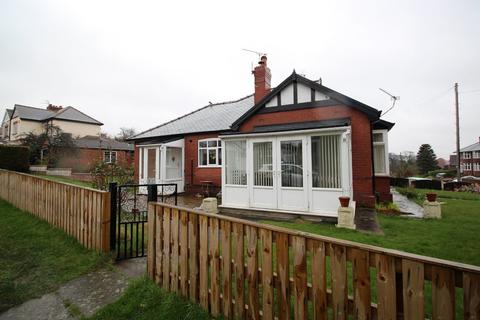 3 bedroom detached bungalow to rent, Church Street, Mexborough S64