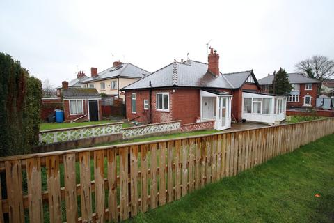 3 bedroom detached bungalow to rent, Church Street, Mexborough S64