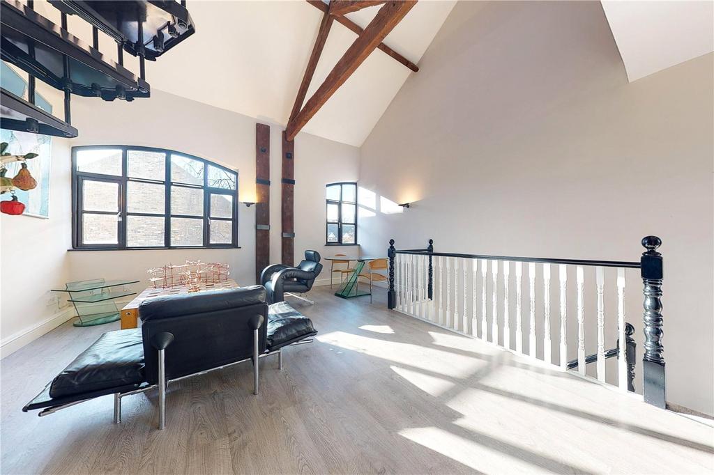 Reception/Kitchen