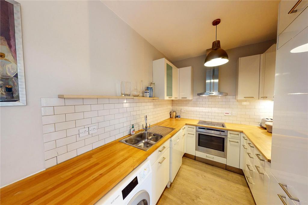 Reception/Kitchen