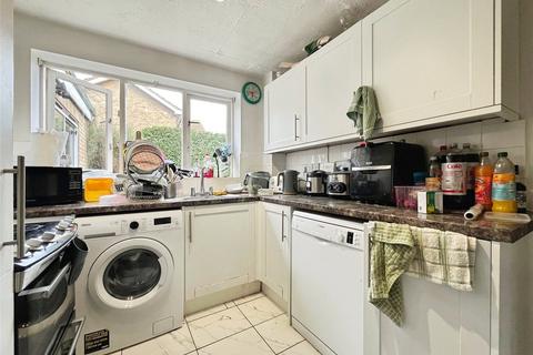 undefined, Caddy Close, Egham, Surrey, TW20