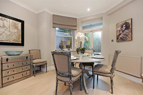3 bedroom apartment to rent, Fitzjohns Avenue, Hampstead, London, NW3