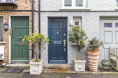 2 bedroom terraced house to rent, Huntsworth Mews, London, NW1