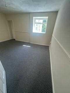 1 bedroom apartment to rent, Queens Square Court,, 247/248 East Road, Tylorstown