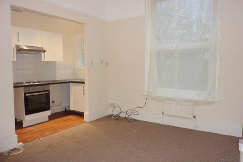 1 bedroom flat to rent, Priory Road, Hastings TN34 1JG