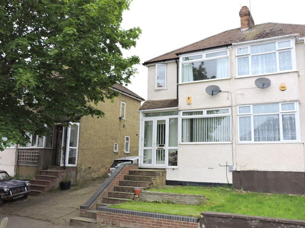 2 bed semi-detached flat