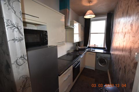 2 bedroom flat to rent, 181 2C High Street, Perth, PH1 5UN