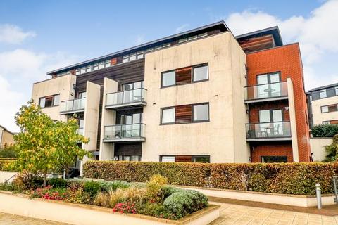 2 bedroom flat for sale - PEACOCK CLOSE, MILLBROOK PARK, NW7