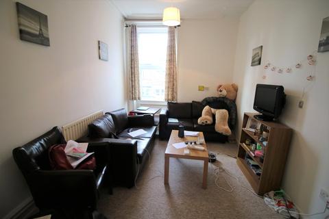 4 bedroom maisonette to rent, Granville Gardens, Jesmond, NE2