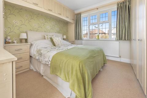 21 Warwick Road, Coulsdon, CR5 2EF