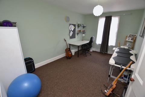 2 bedroom flat to rent, Worcester WR2
