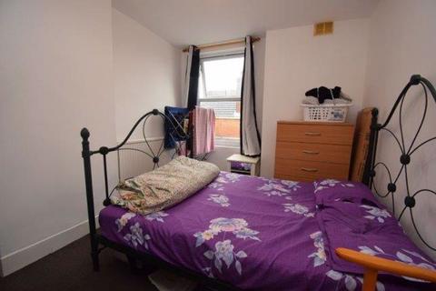 1 bedroom apartment to rent, Golborne Road, Lowton