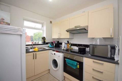 1 bedroom apartment to rent, Golborne Road, Lowton