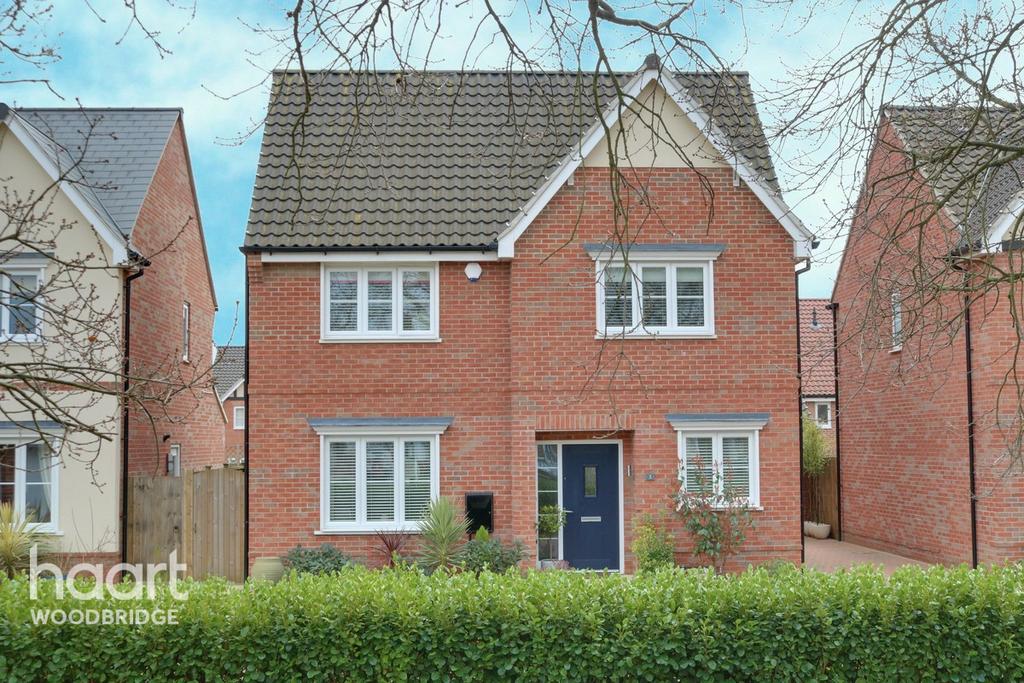 The Sandlings, Martlesham 4 bed detached house £450,000
